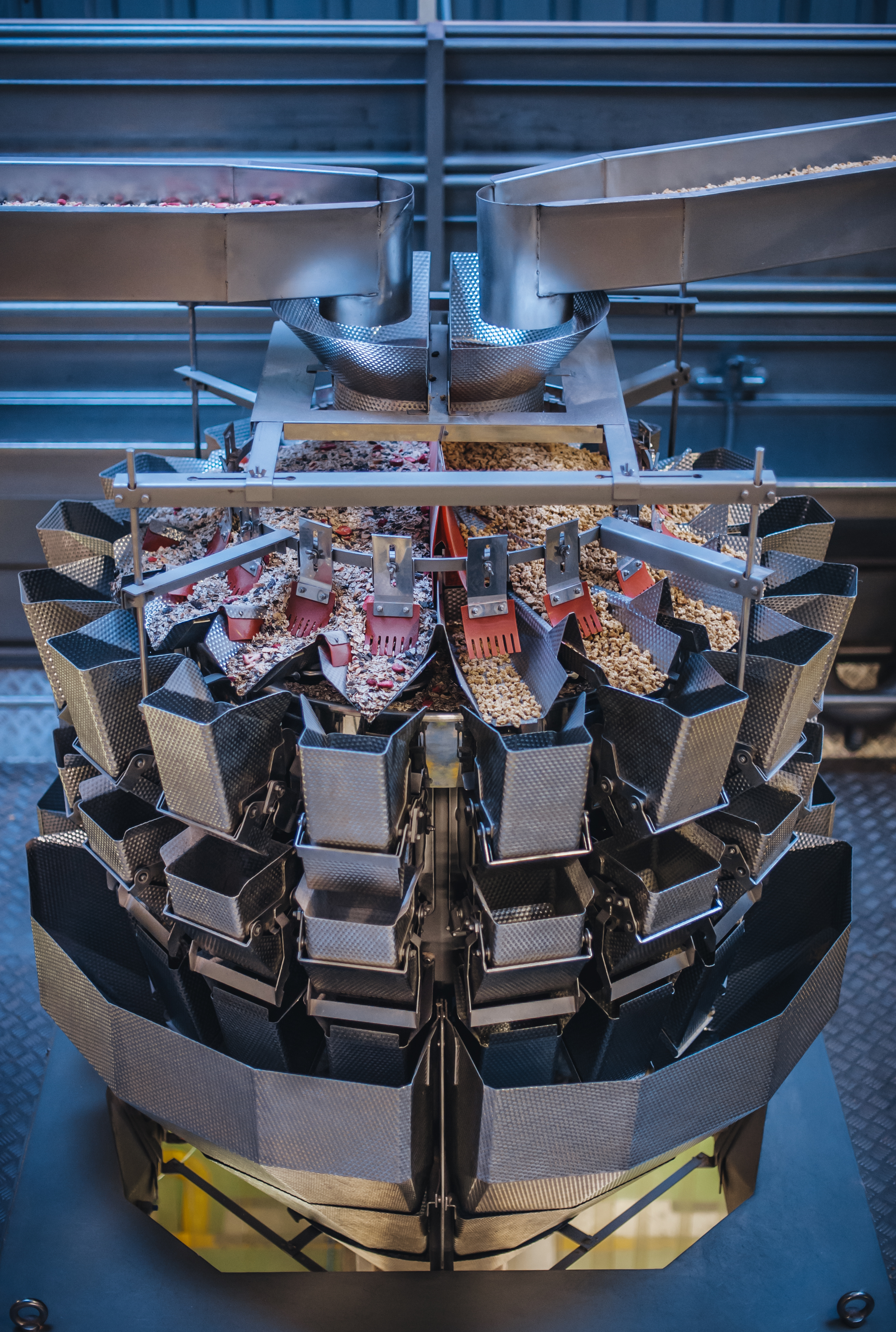 Sante Cereals 16 Head 2 Mix Multihead Weigher Full View (PR Shot)