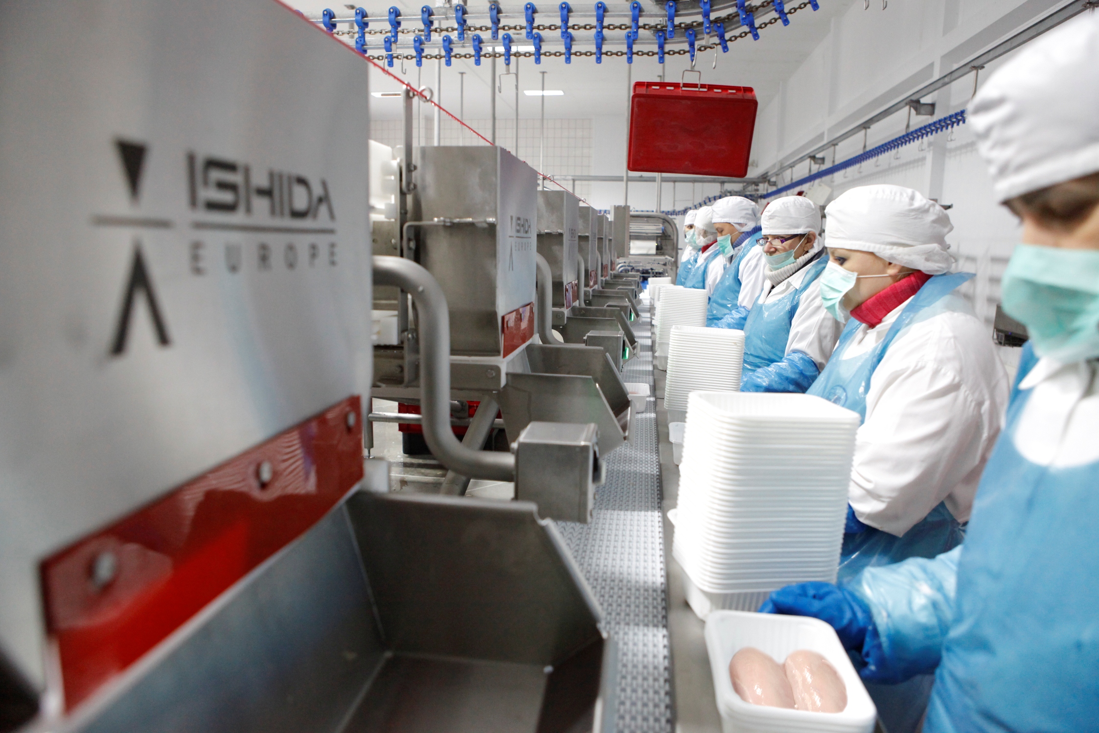 Wipasz Operators On Batching Tables (Close Up) (PR Shot)