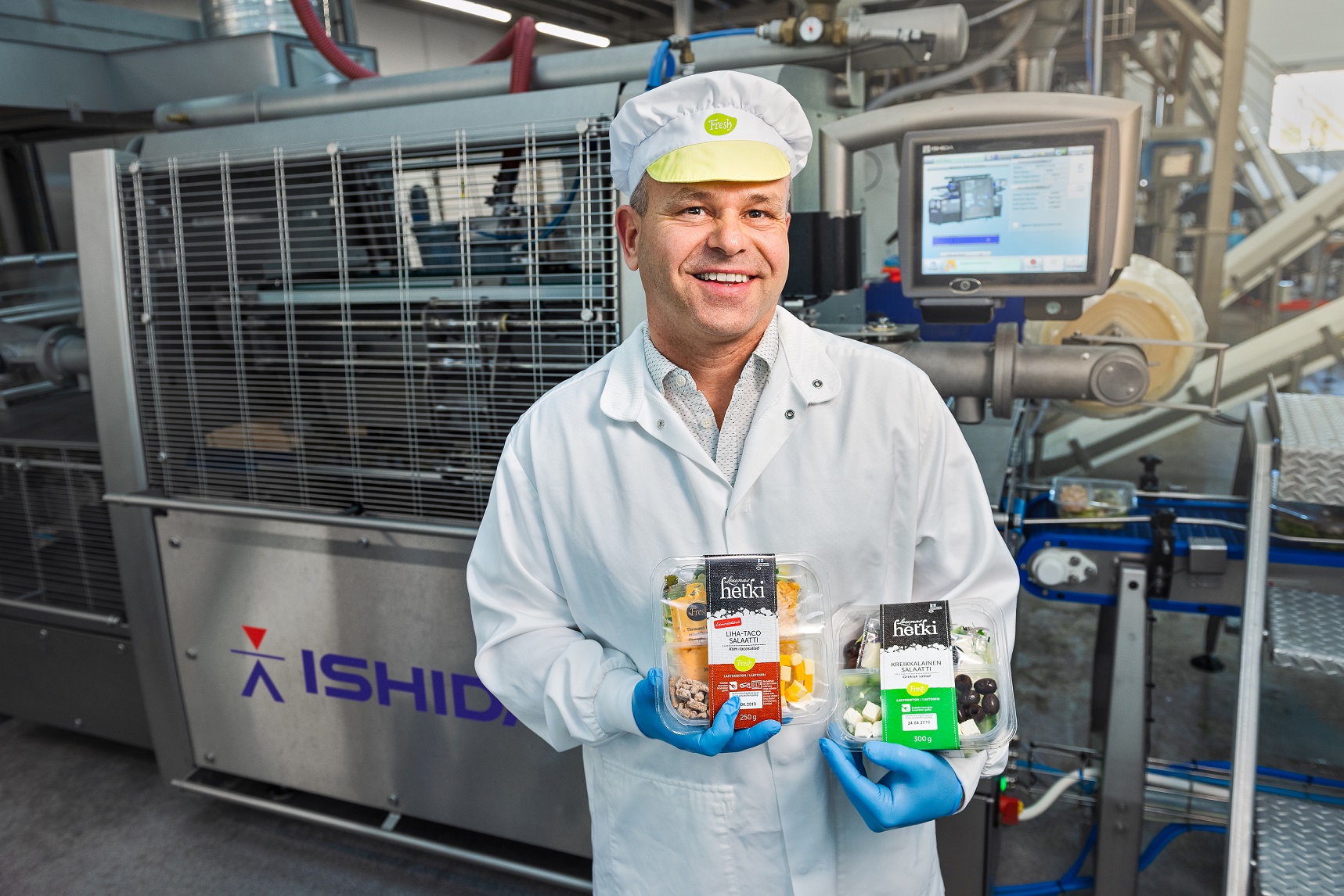 Ish2019.014 Fresh Servant (3) Sten Snellman, Fresh Servant’S Technical Manager With Finished Packs